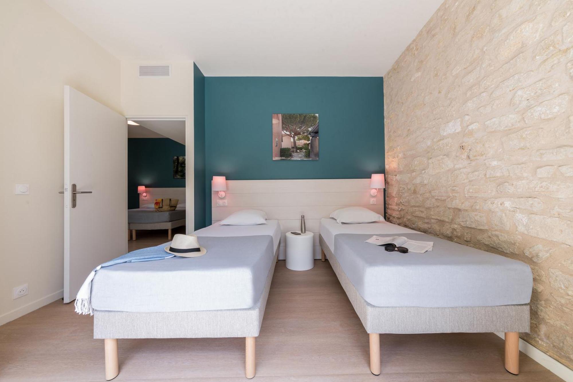 Belambra Clubs L'Isle Sur La Sorgue - Domaine De Mousquety Hotel Екстериор снимка